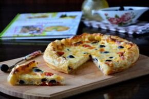 Zeytinli tavuk güveç